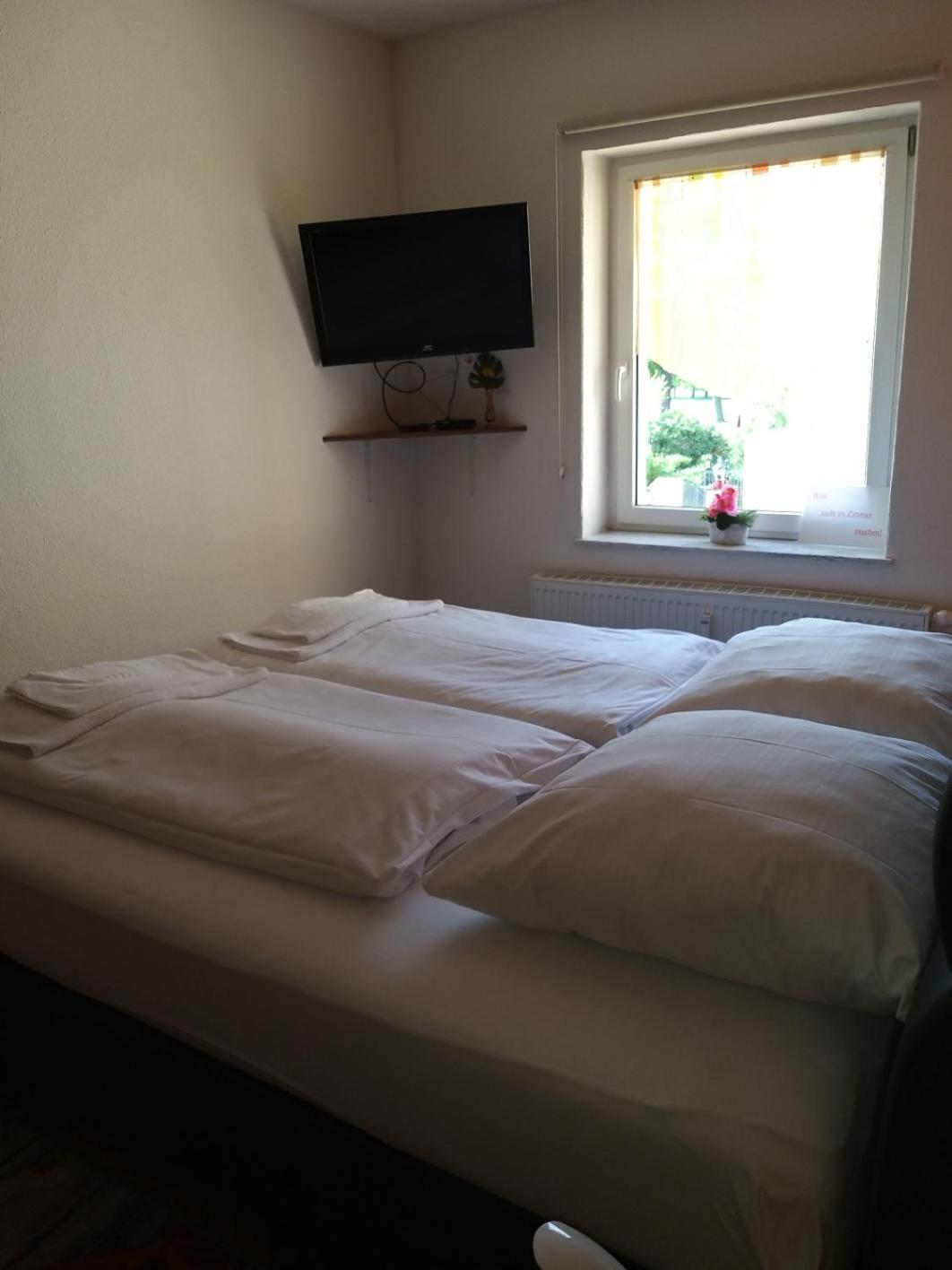 Pension Schlosswache-Zerbst Esterno foto