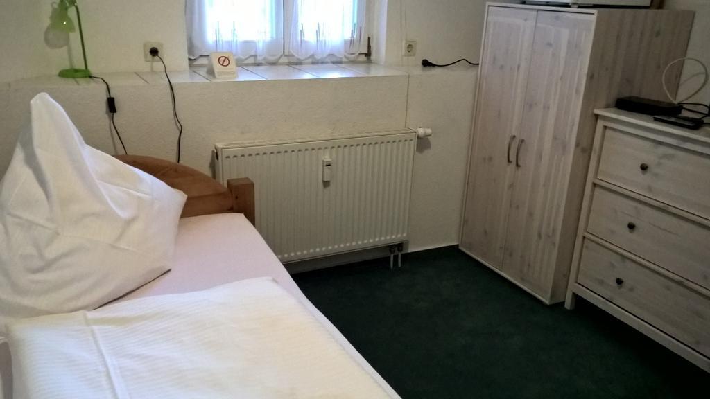 Pension Schlosswache-Zerbst Esterno foto