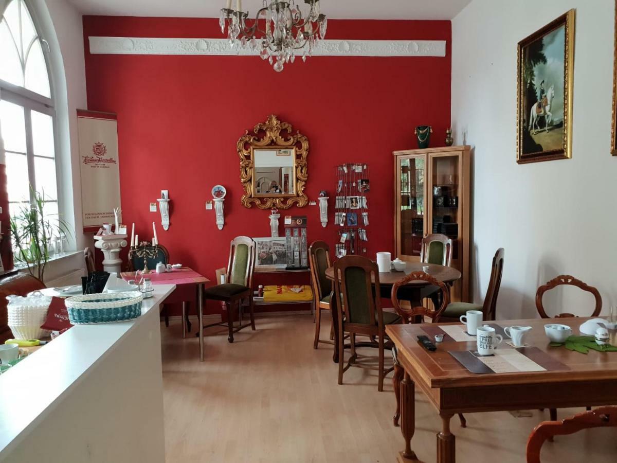 Pension Schlosswache-Zerbst Esterno foto